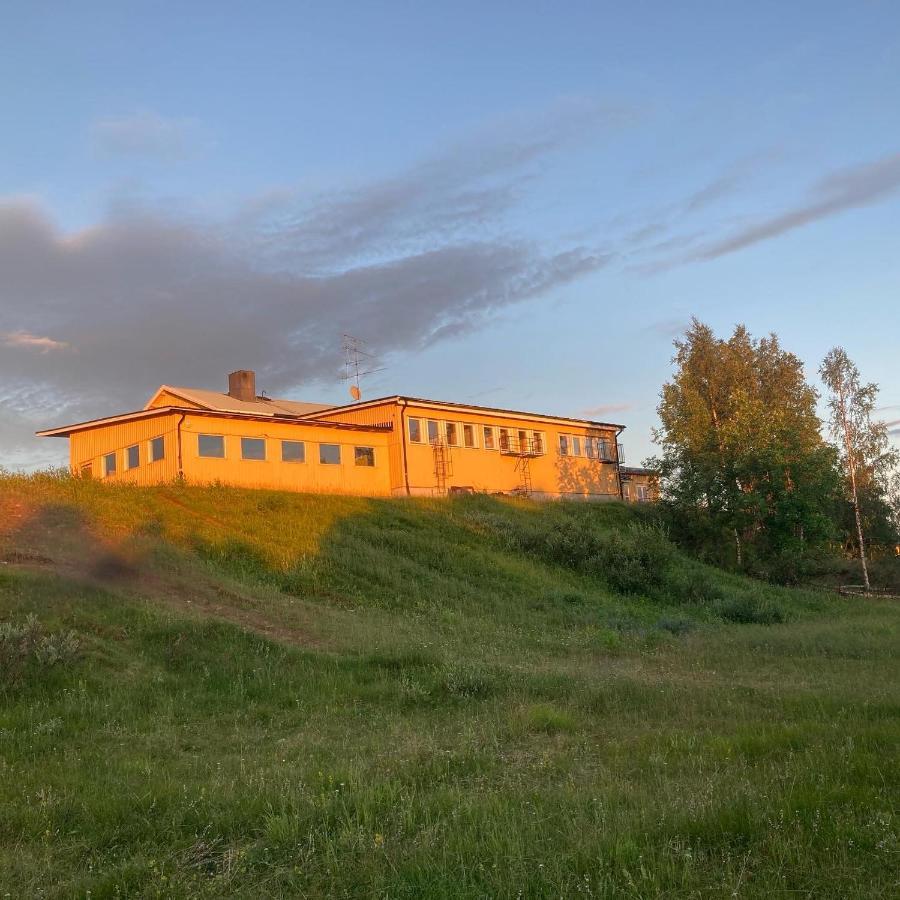 Kuttainen Lodge Karesuando Buitenkant foto